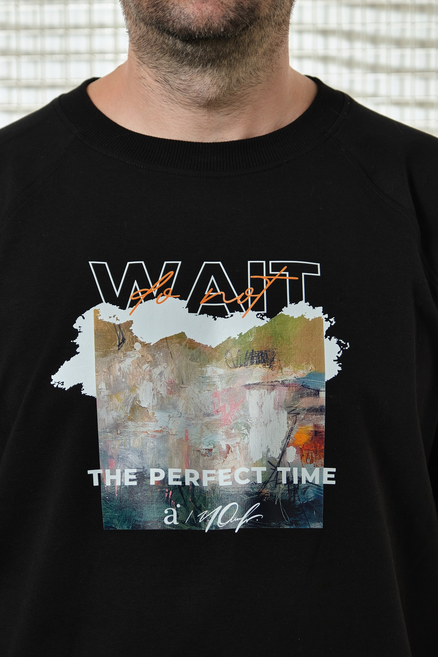 Искусство в каждом стежке. Бренд Alpalazone представил уникальные капсулы в коллаборации с художниками Октябрь