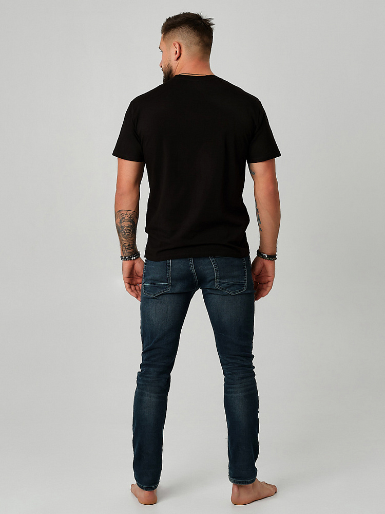 Футболка мужская с принтом David Черный/Дорога_9162