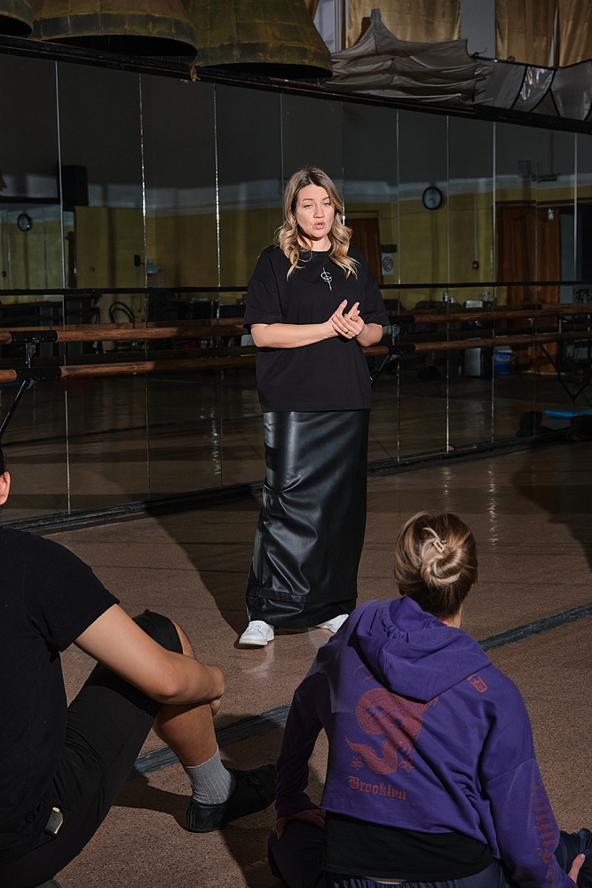 Футболка из хлопка Звучи Черный_17962