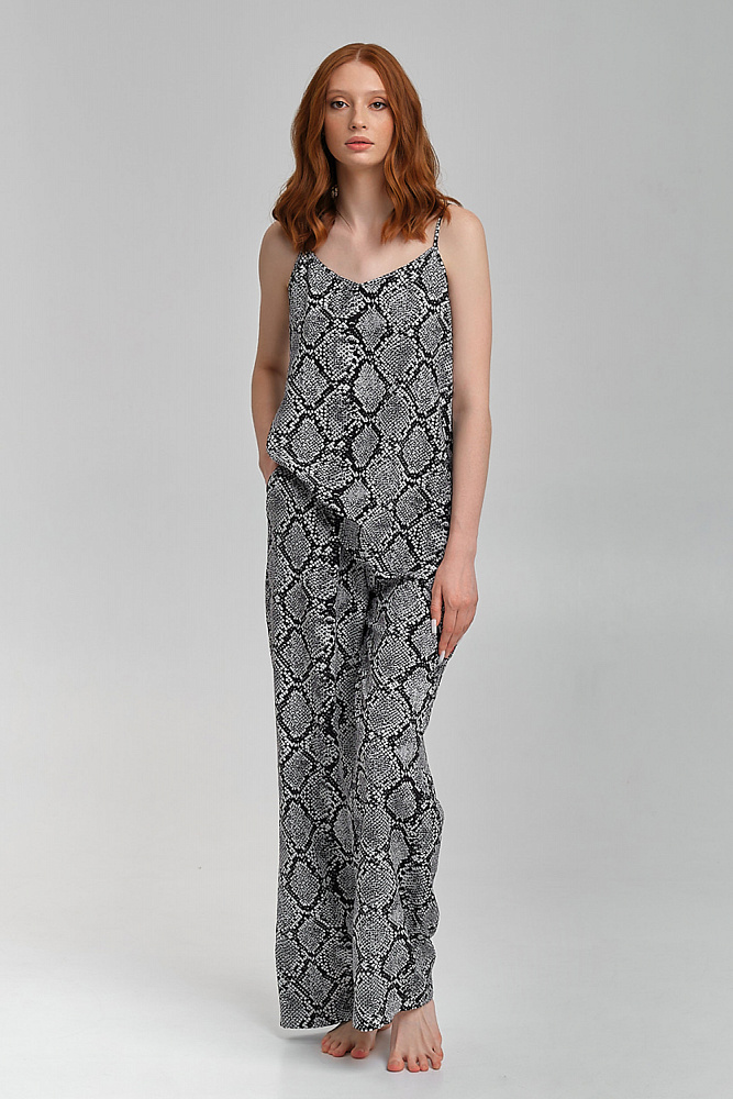 Прямые брюки из струящегося штапеля   Pretty Змея_8822