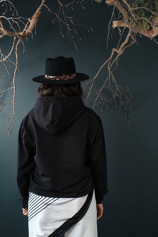 Худи из футера  Altai Черный/Горы чб_18824