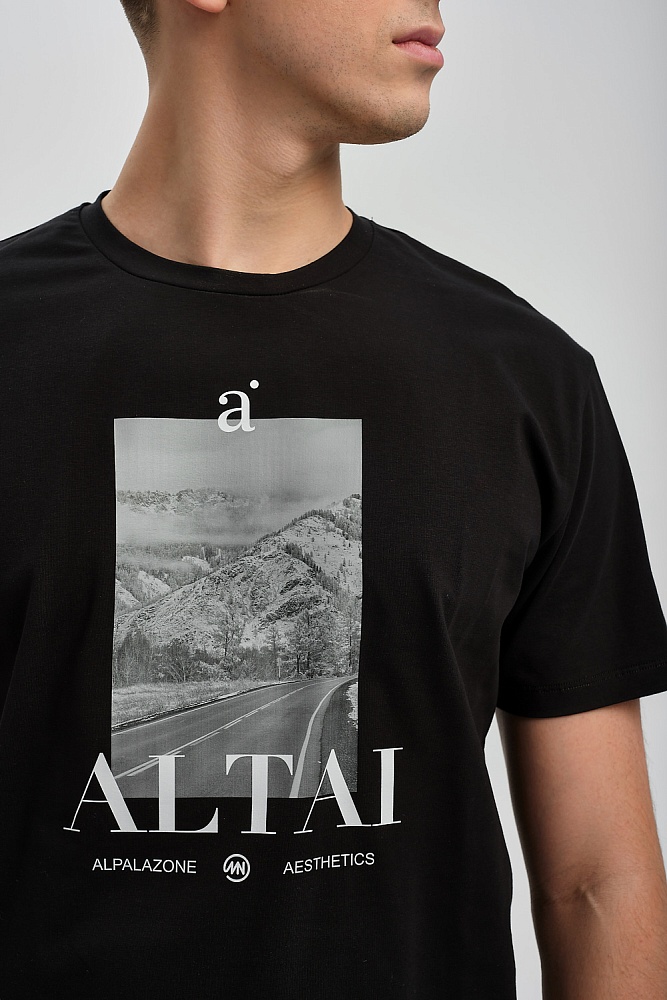 Футболка мужская с принтом Altai man Черный/Дорога чб_16711