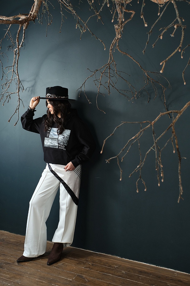 Худи из футера  Altai Черный/Горы чб_18825