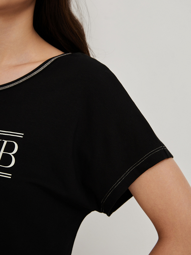 Платье сорочка с принтом и вырезом на спине  Medea Черный_12922