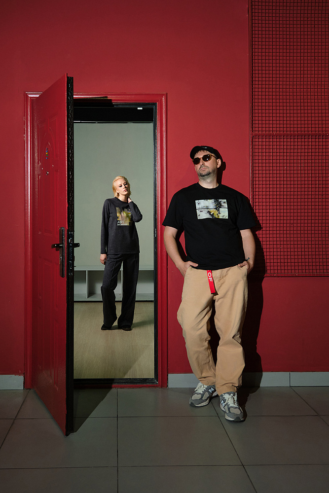 Футболка мужская с принтом Art moment Черный/Молодой_15238