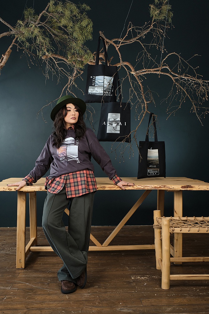 Лонгслив Altai woman Графит/Облака_18746