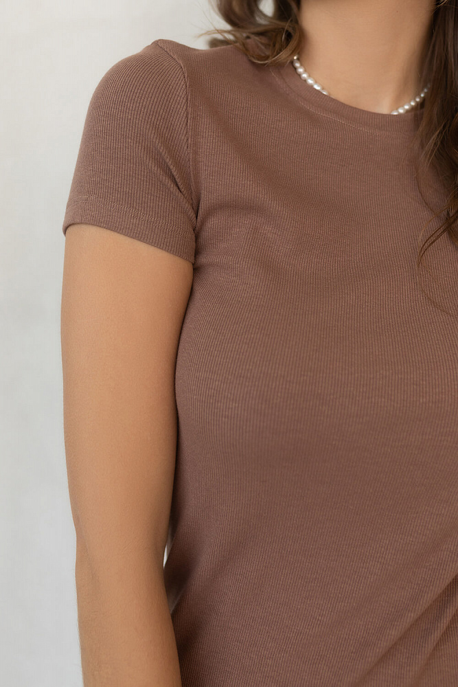 Коричневая футболка трикотажная в рубчик Капучино Basic_7164