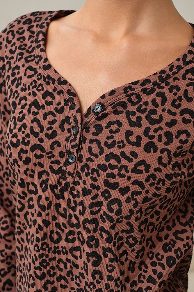 Лонгслив трикотажный в рубчик Flat White Flat White Кофейный леопард_17256