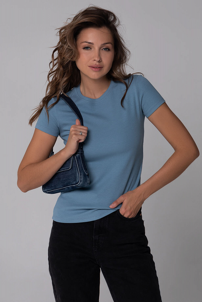 Дымчато-голубая футболка трикотажная в рубчик Basic_6413