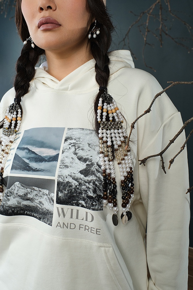 Худи из футера унисекс Altai Экрю/Горы чб_18848