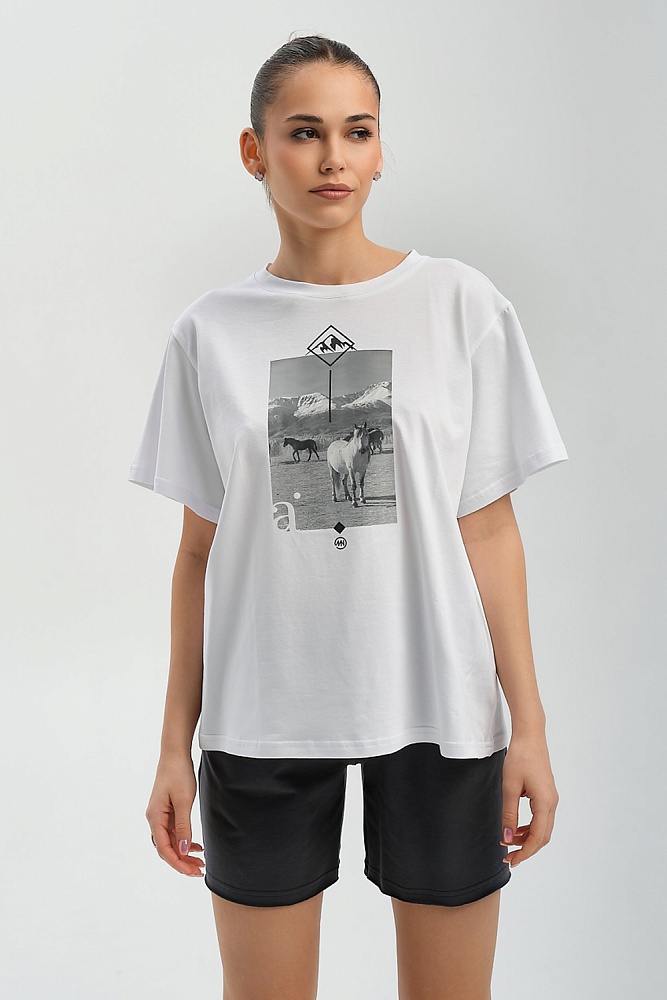 Футболка оверсайз с принтом Altai woman Белый/Кони_17898