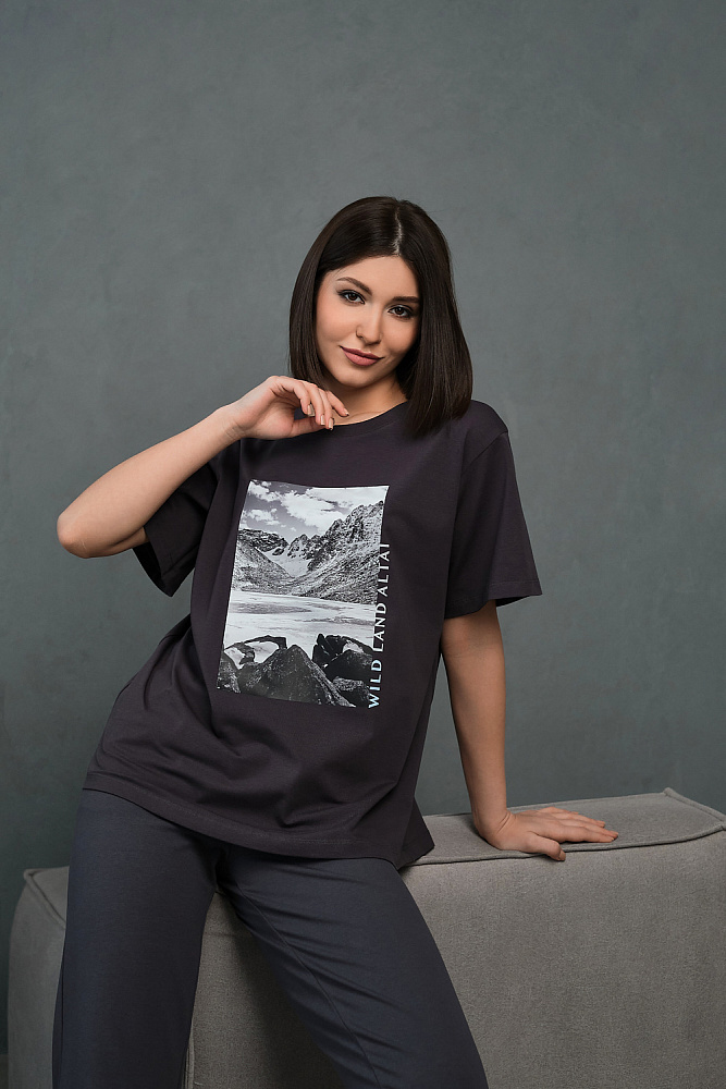 Футболка оверсайз с принтом Altai woman Графит/Скалы_13558