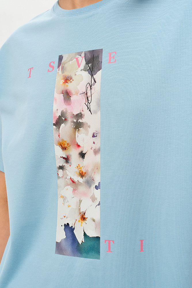Футболка с принтом Limit Голубой/Яблоня_14437