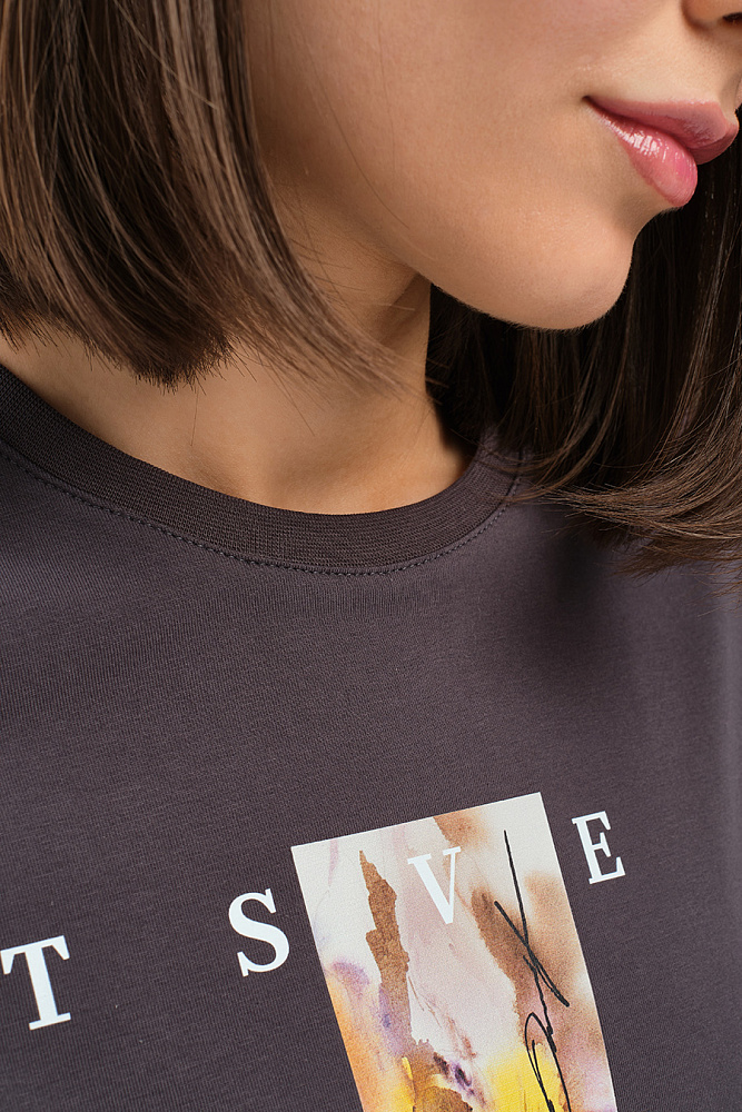 Футболка с принтом Limit Графит/Ирис_14516