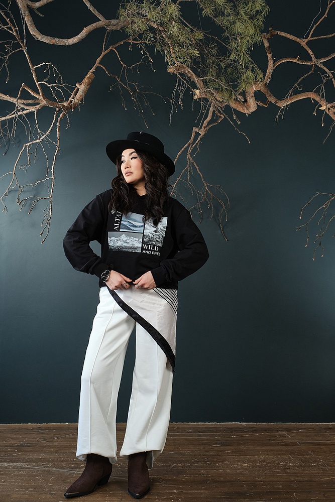 Худи из футера  Altai Черный/Горы чб_18829