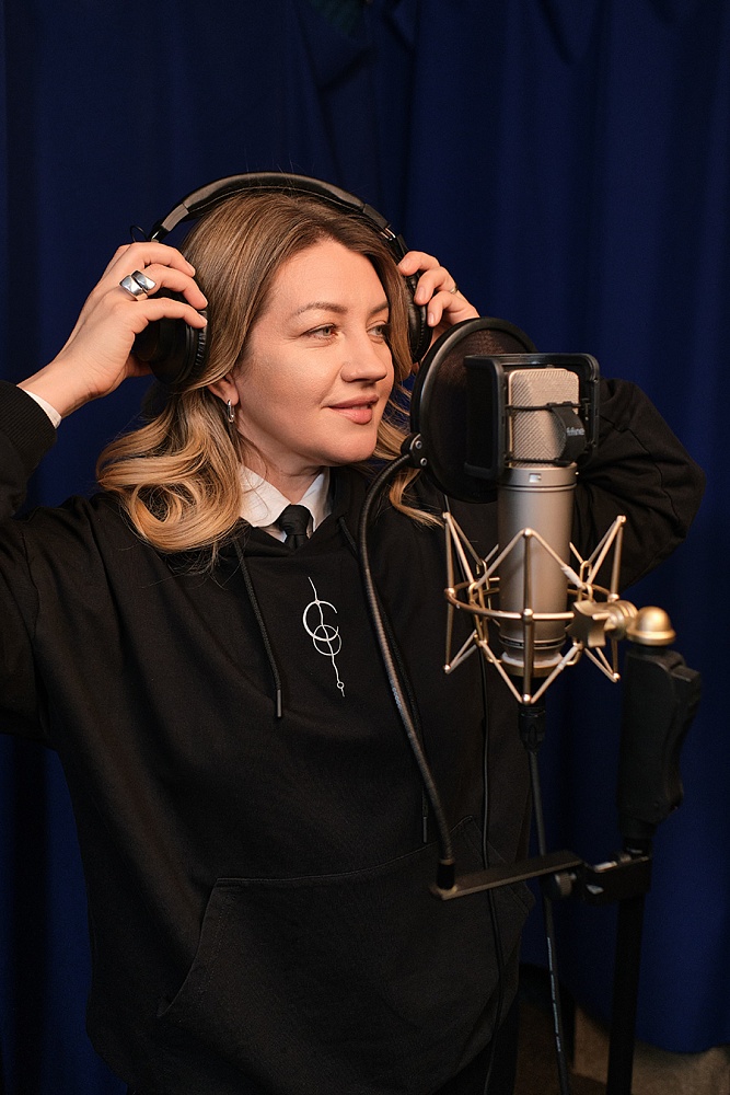 Худи из футера  Звучи Черный_17672