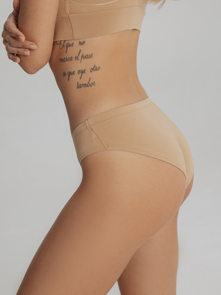 Трусы бриф бежевые из эластичного хлопка Фраппе Medea_7263