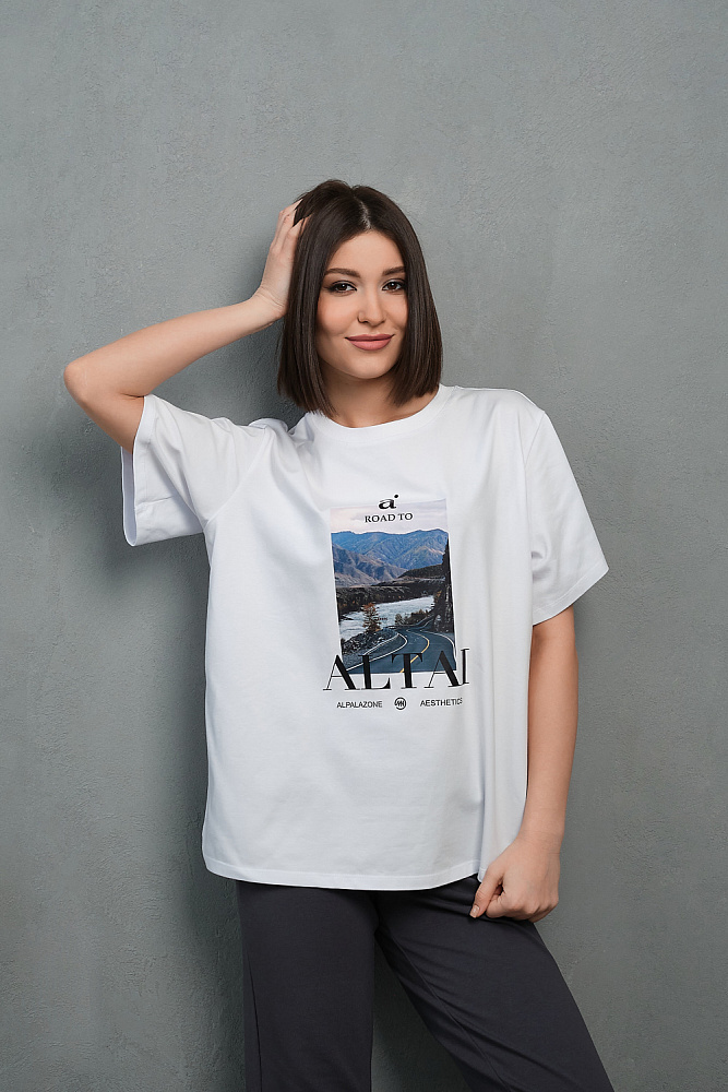 Футболка оверсайз с принтом Altai woman Белый/Дорога_13574
